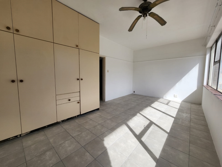 To Let 1 Bedroom Property for Rent in Quigney Eastern Cape
